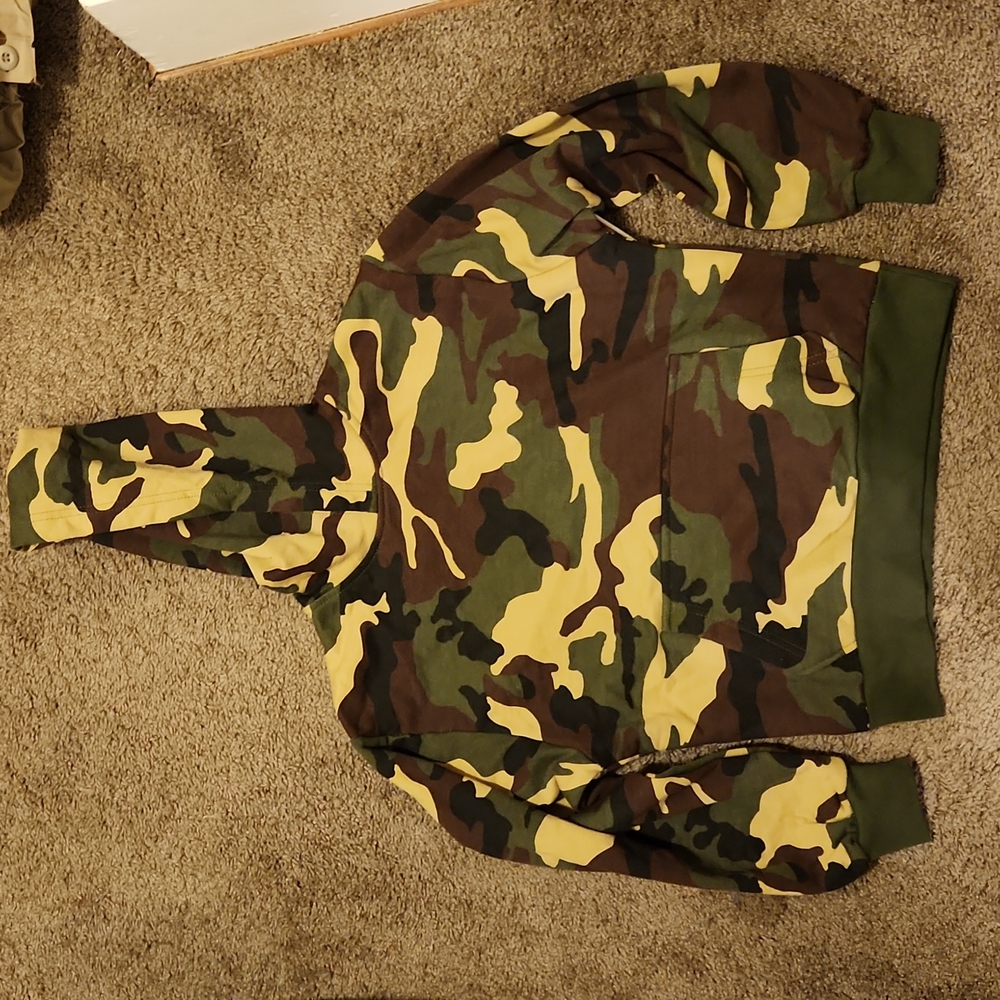 Boys camo hoodie